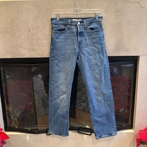 Levi’s Wedgie Straight